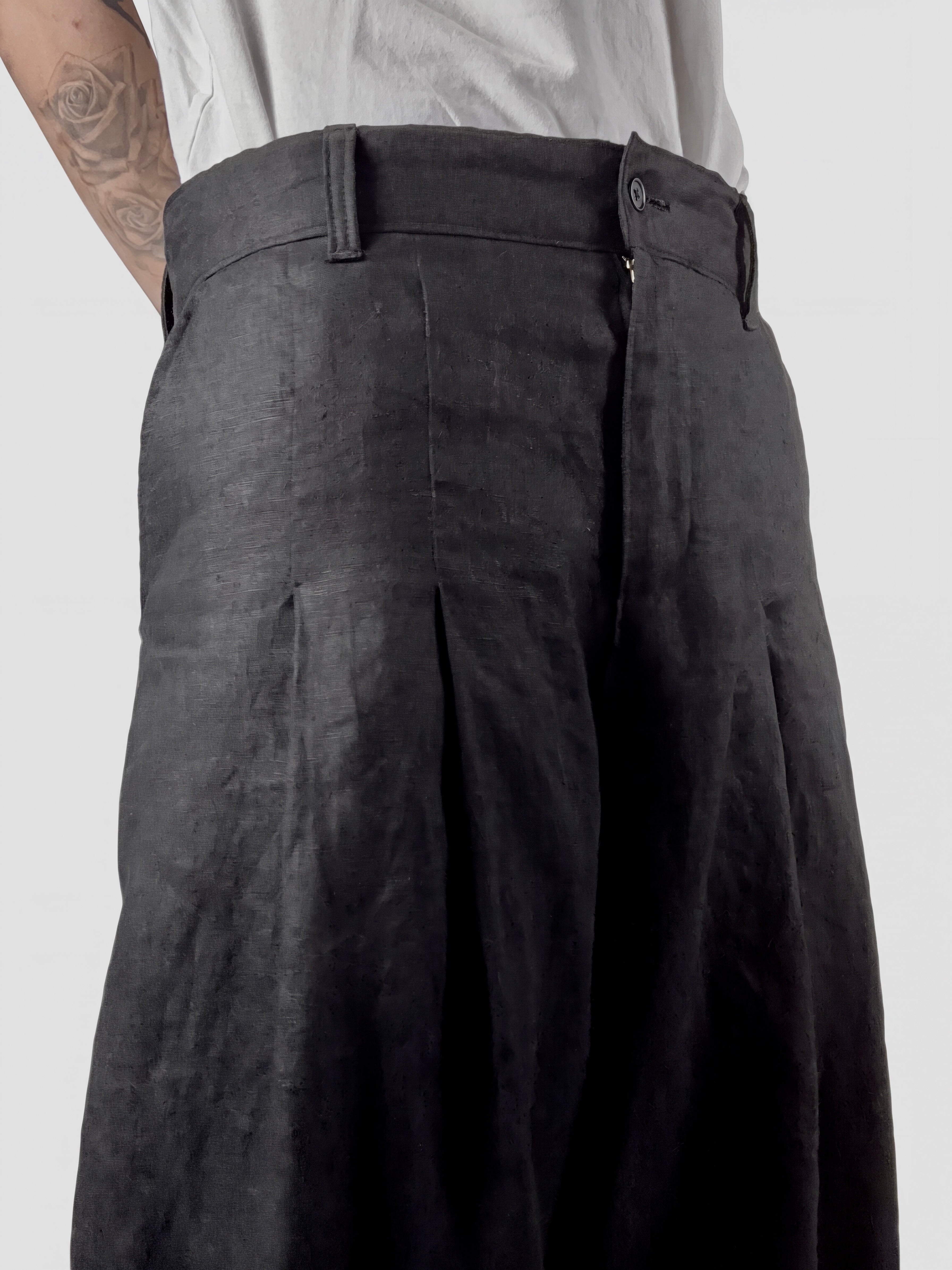 Manji Pants Black